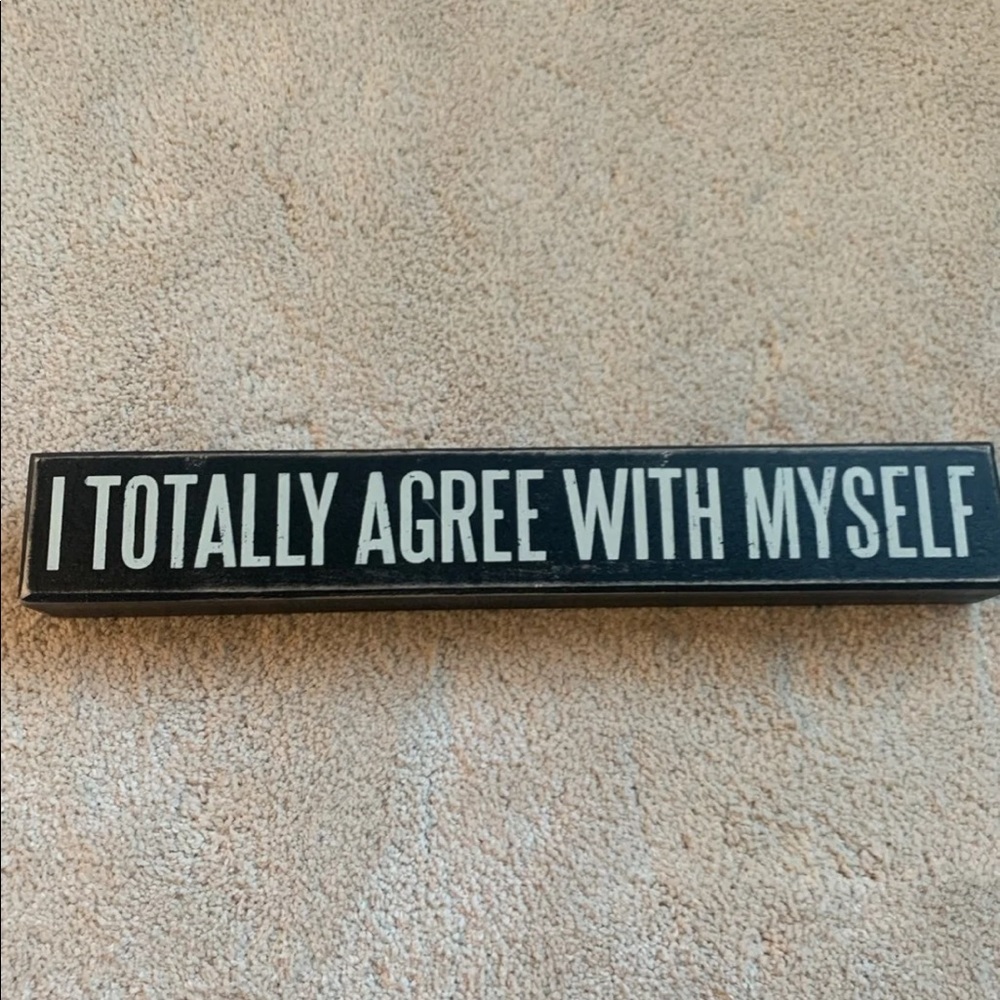 box sign